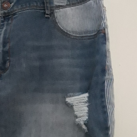 Jessica Simpson Denim Skirt - Picture 3 of 7